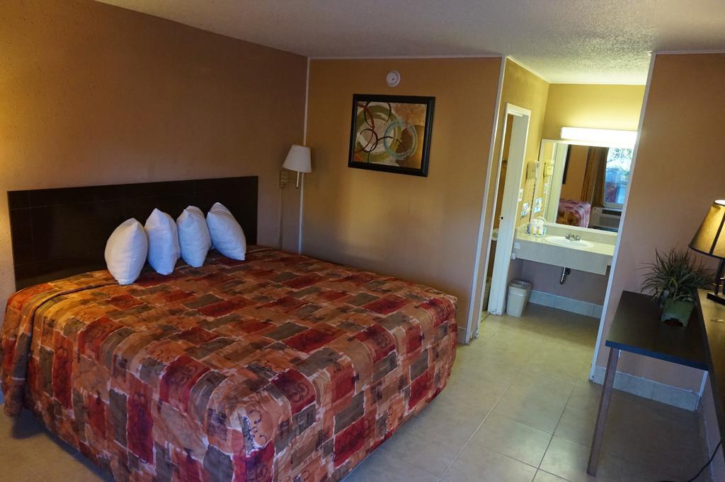 Quarto com Cama King-size
