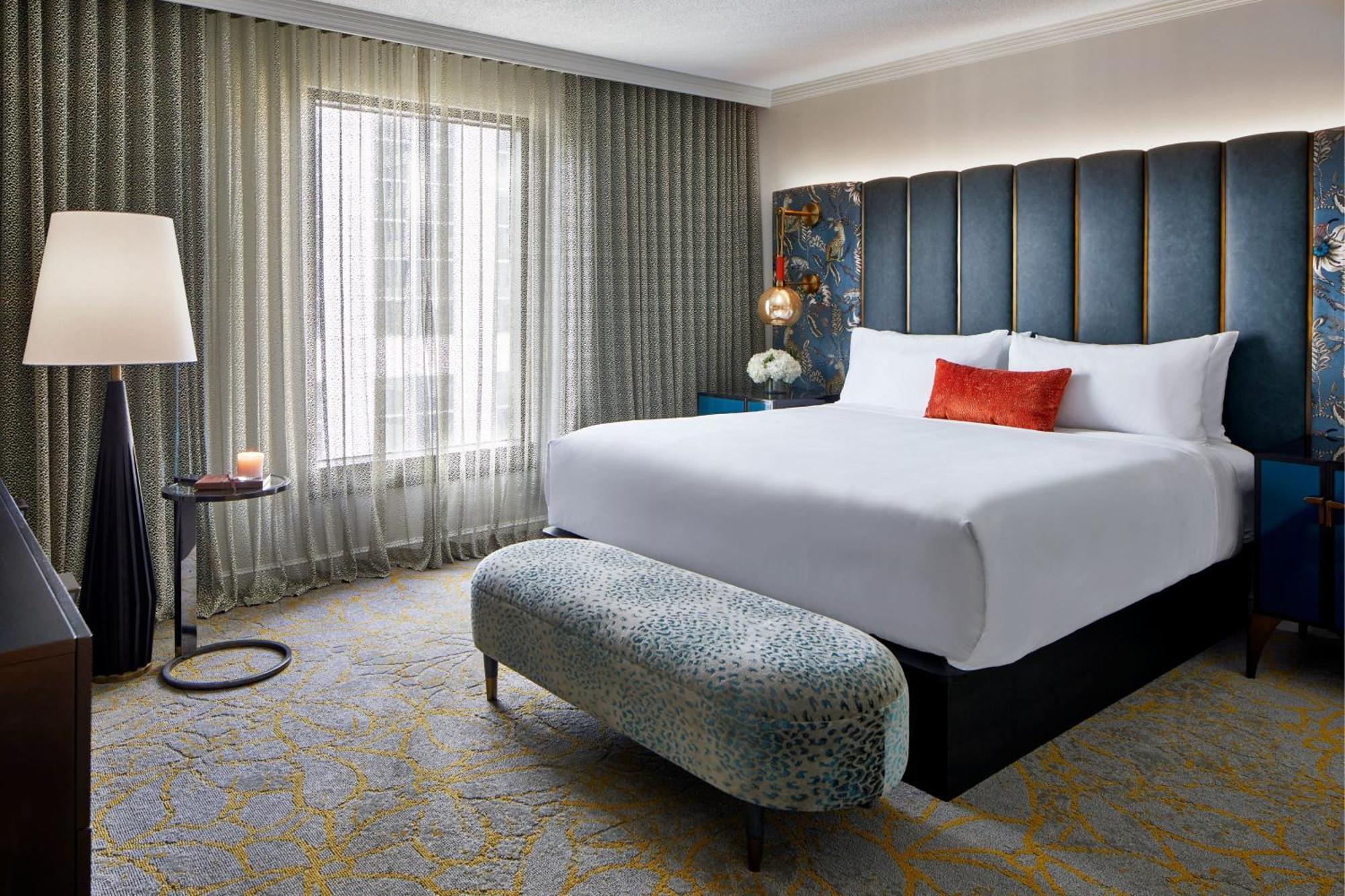 King Suite with Sofa Bed and Spa Bath,1529974564:JPEG