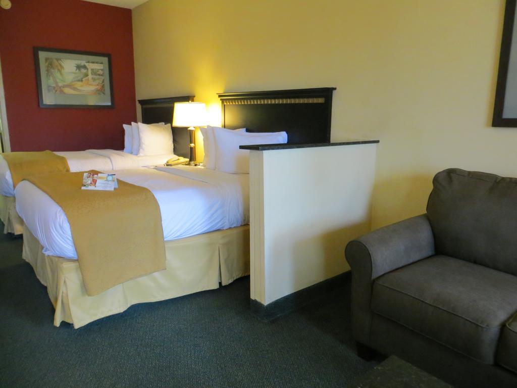 Suite Two Double Beds Sofa Bed Pool View,190034971:JPEG